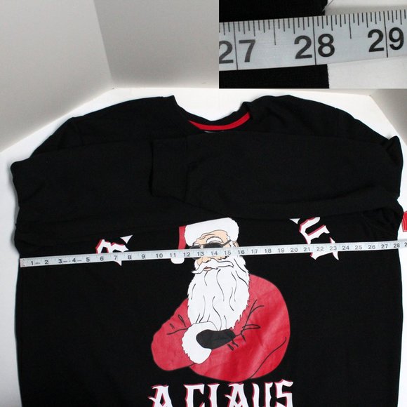 Men's Rebel Without A Claus 2XL (50-52) Christmas Holiday Fleece Sweatshirt - Picture 4 of 11